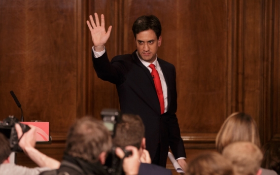 Labor's Miliband steps down after U.K. election 'humiliation'