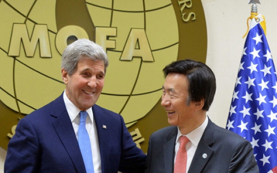 Yun, Kerry reaffirm strong alliance against N. Korea