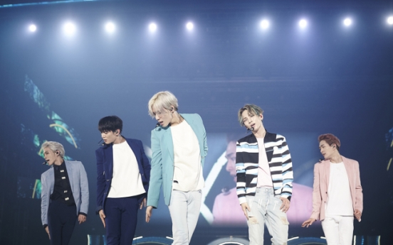 [Herald Review] ‘SHINee World IV’ enthralls exuberant fans