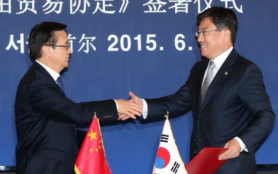 Korea, China sign free trade agreement