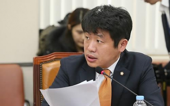 '자가격리 대상' 의원이 국회서 메르스 현안질의?