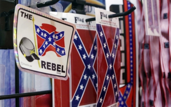 [Newsmaker] U.S. retailers pull Confederate flag