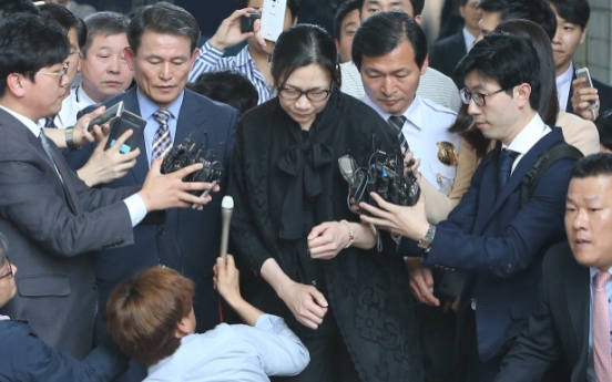 Korean Air heiress seeks to dismiss nut rage lawsuit in U.S.