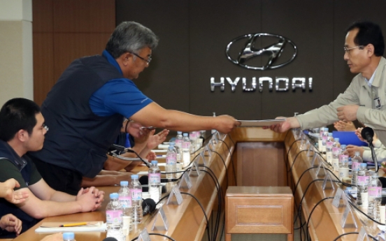 Hyundai Motor to hire 6,000 subcontractors full time