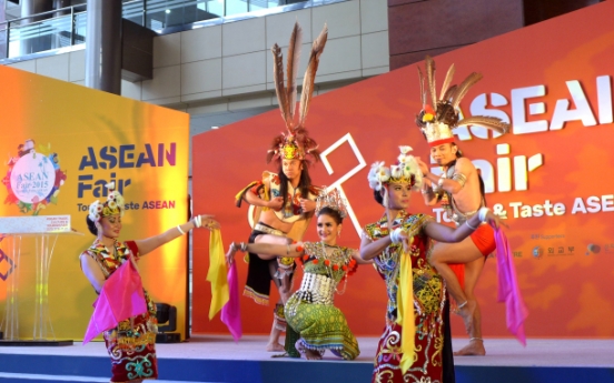 ASEAN trade, food fair showcases fresh products