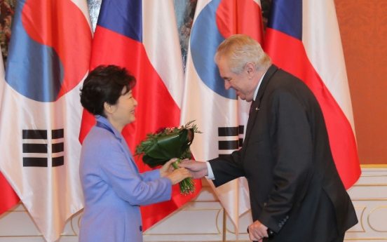 Seoul, Prague discuss nuclear plant cooperation