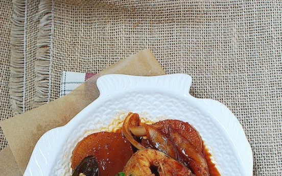 Daegu jorim (braised cod fish)