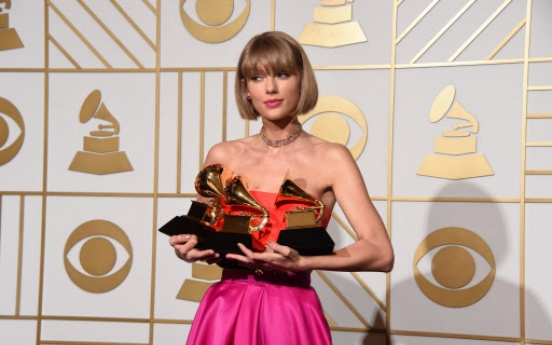 At latest Grammys, a triumph of the popular