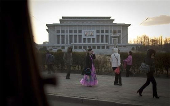 인권 없는 북한, 휴대폰 썼다가 감옥행