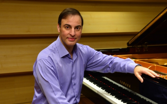 [Herald interview] Pianist Aviram Reichert, witness of sea change in Seoul’s classical scene