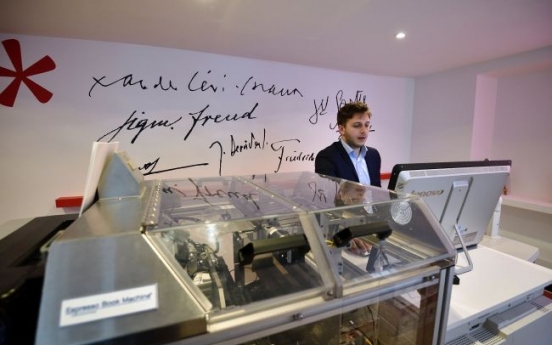 Famed publisher opens Paris’ first on-demand only bookshop