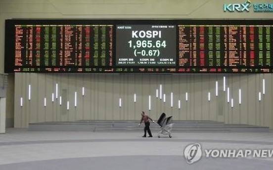 Seoul stocks open lower on foreign selling