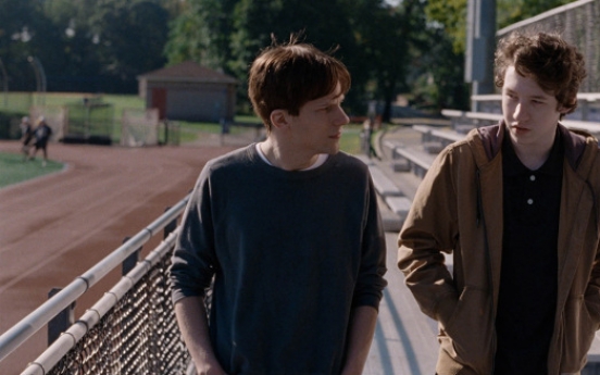 Innovative storytelling lifts ‘Louder Than Bombs’