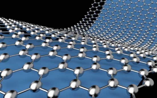 Korean team develops graphene-utilized solution to collecting spilled oil