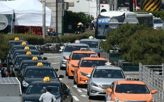 Seoul to reduce cabs