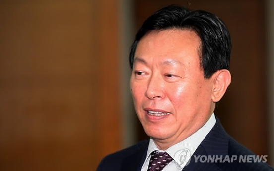 Lotte chairman pushes mobile drive