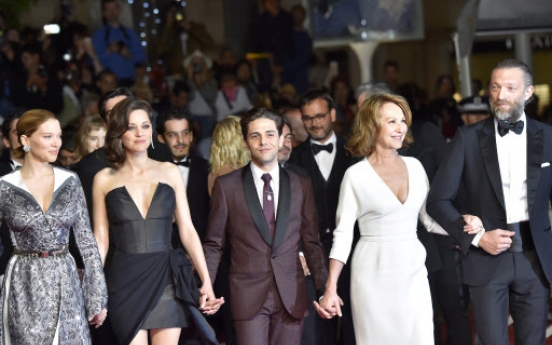 Cannes wunderkind blows off boos for new all-star drama