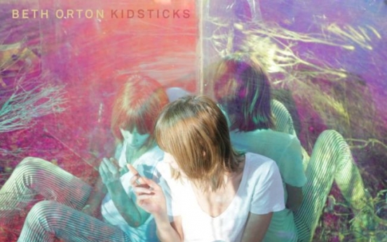 [Album Review] Beth Orton turns to nature on electronic ‘Kidsticks’