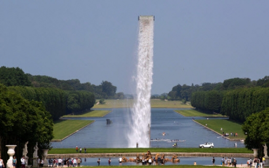 Versailles unveils giant waterfall that ‘holds up the sky’