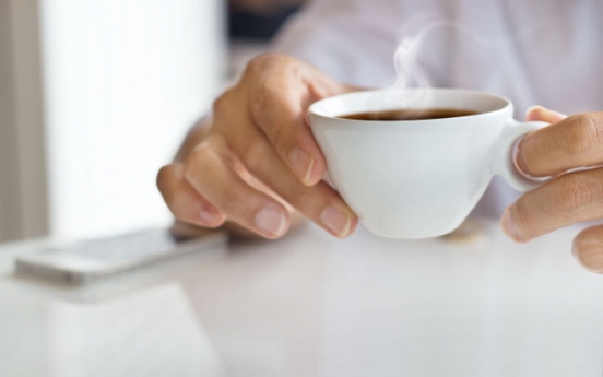 커피 등 뜨거운 음료는 암을 유발할 수 있다