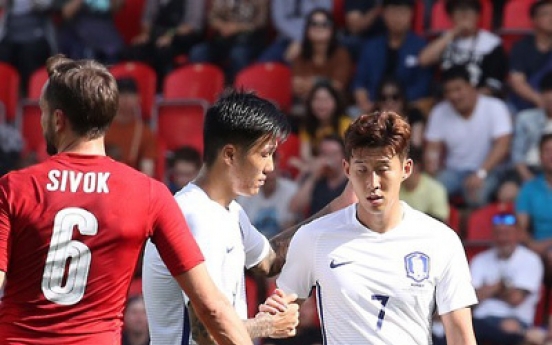 Tottenham's Son Heung-min named to Korean Olympic squad