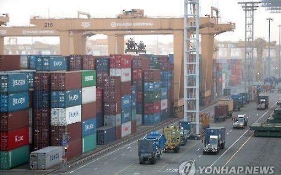 June's exports shrink 2.7%, the smallest rate of decline in a year