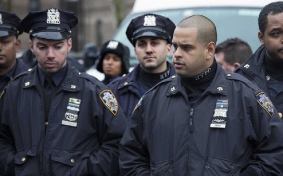 뉴욕경찰, 퇴근 후 교통시비로 운전자 권총사살