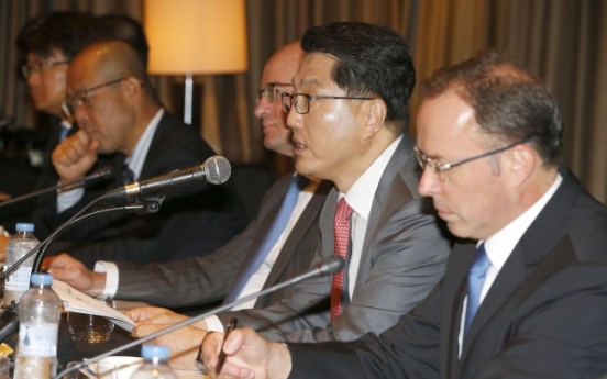 [Photo News] Watchdog and foreign financial firms