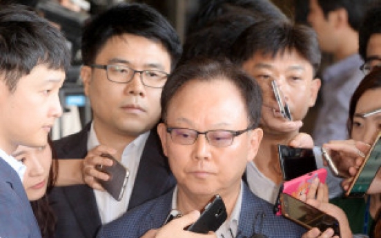 Ex-Lotte Chemical chief summoned over accounting fraud allegations