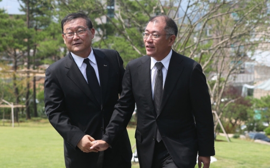 [Photo News] Hyundai Motor heir's tribute to Halla founder