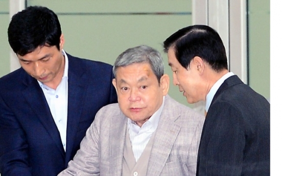 Samsung chairman Lee Kun-hee mired in sex scandal