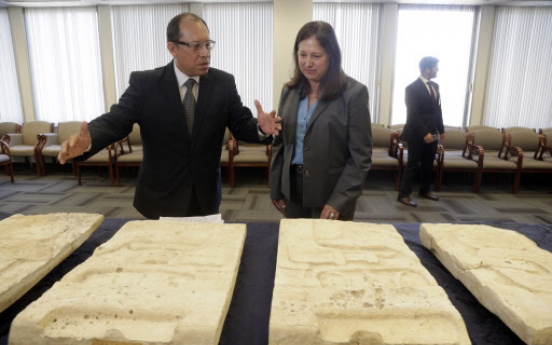 U.S. to return Mayan artifacts to Guatemala