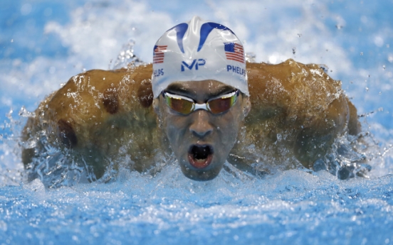 [Newsmaker] Phelps bids for astonishing 20th gold