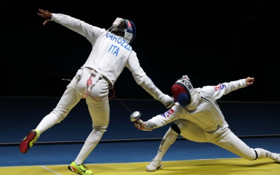 Veteran South Korean fencer laments early exit in last hurrah