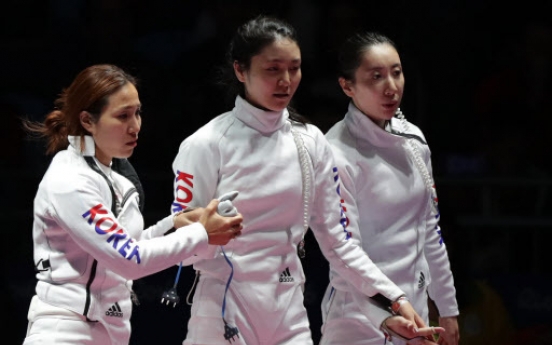 Korean women's epee fencing team eliminated after one match