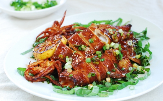 [Home Cooking] Ojingeo gui (spicy grilled squid)