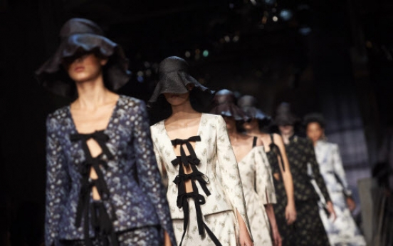 London Fashion Week hits climax with Burberry, Erdem