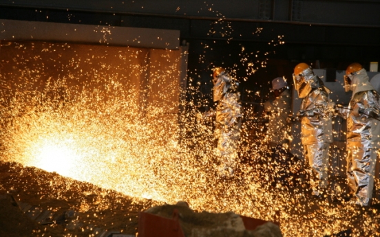 Korea to induce steel, petrochemicals firms to restructure