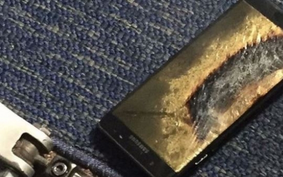 US flight evacuated after another Samsung phone fire