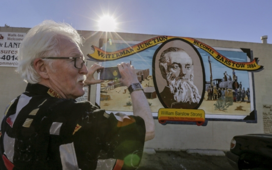 On eve of Route 66’s 90th anniversary, Barstow looks to a brighter, hand-painted future