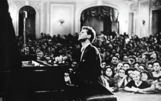 How pianist Van Cliburn captured Russian hearts