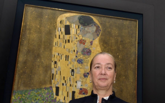 Klimt's 'Kiss,' made with 3-D printer, to touch and feel