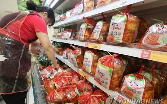 Packaged kimchi market soars amid high cabbage prices