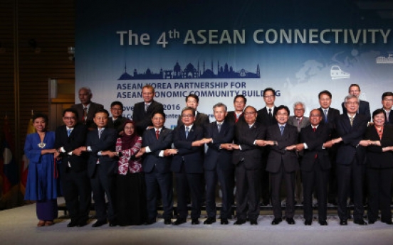 ASEAN buoys connectivity, woos investment