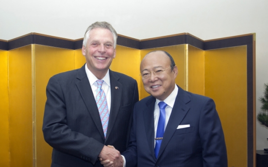 Hanwha chief meets Virginia governor