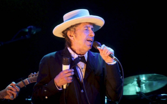 Bob Dylan can't make Nobel ceremony: Swedish Academy