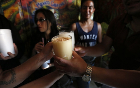 Mexico's ancient beverage pulque makes a comeback