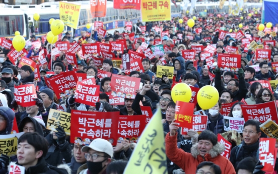 [From the scene] South Koreans celebrate Park’s impeachment in rally