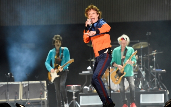 Stones roll back the years with chart-topping album