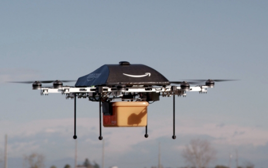 [Newsmaker] Amazon makes first drone delivery